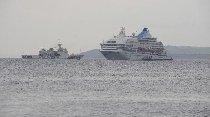 &Ccedil;anakkale Boğazındaki Gemi Kazası