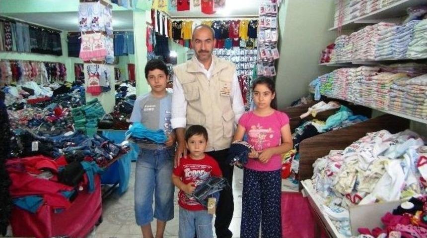 Siverek İkra-der 50 Yetim &Ccedil;ocuğu Giydirdi