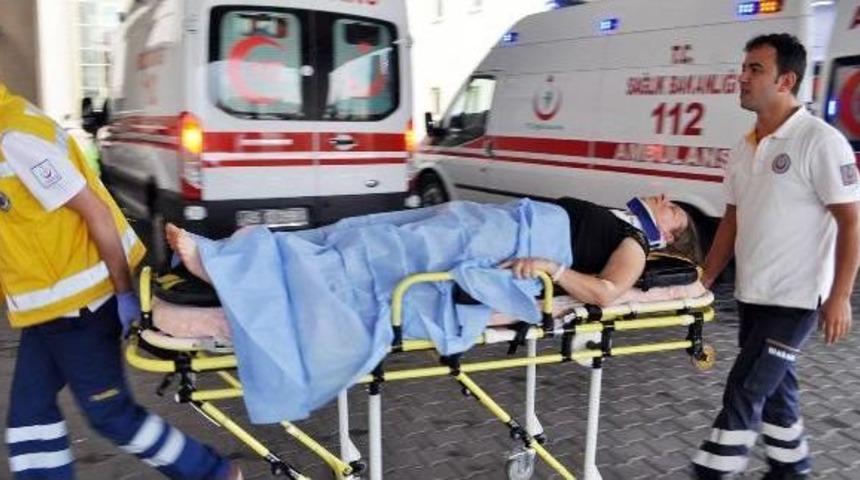 Ahmetli'de Kaza: 5 Yaralı