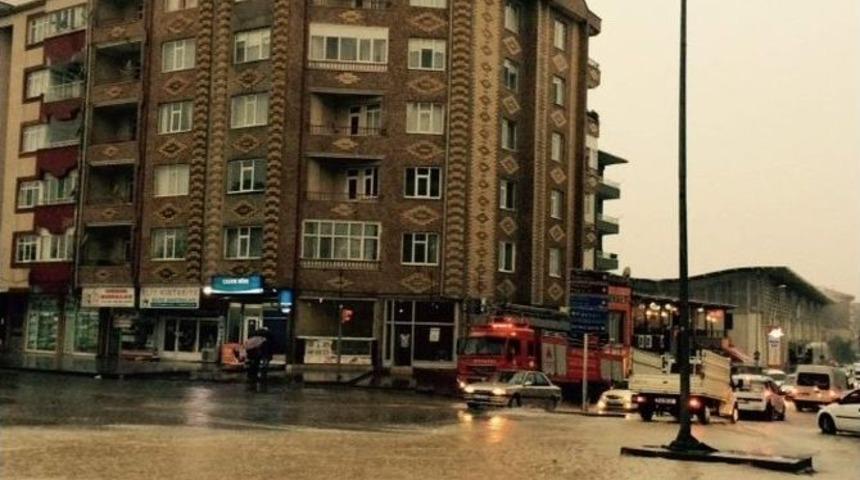 Kırşehir&rsquo;de Şiddetli Yağış