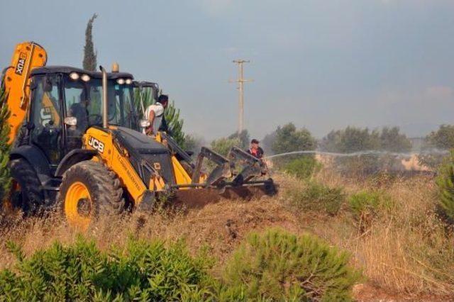 Makilik Alandaki Yangın Devlet Hastanesinin Bahçesine Sıçradı