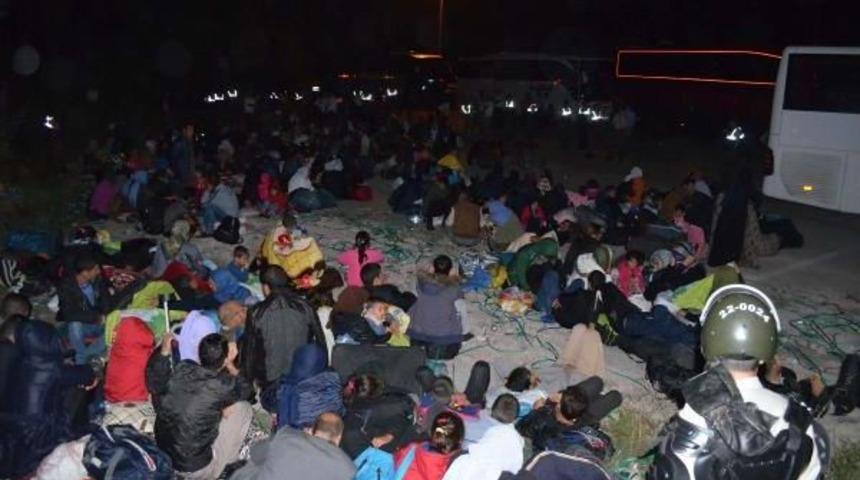 Diyarbakır'dan Yola &Ccedil;ıkan Ezidiler Kapıkule&rsquo;Ye Ulaştı