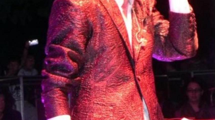 Mabel Matiz Izdihamı (Yeniden) (2)