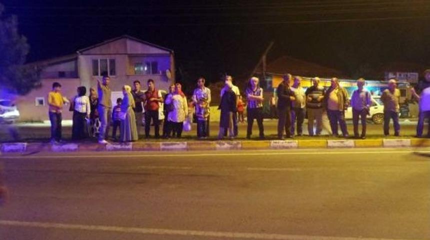 Eşi Terk Edince Evi Benzin D&ouml;k&uuml;p Ateşe Verdi