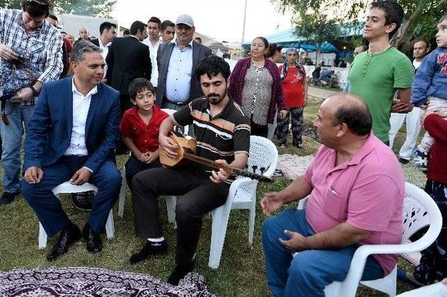 Başkan Uysal, Tekke’de Barış Çağrısı Yaptı