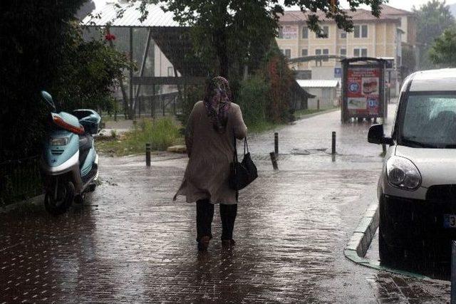 Ramazan’da Bursalılara Yağmur Serinliği