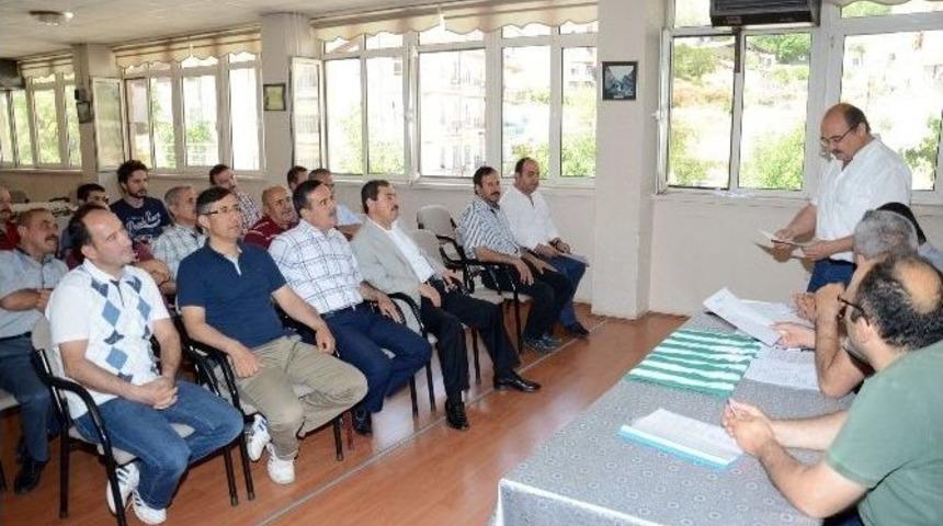 Darendespor Kul&uuml;b&uuml; Başkanı Fatih Kumtepe, G&uuml;ven Tazeledi