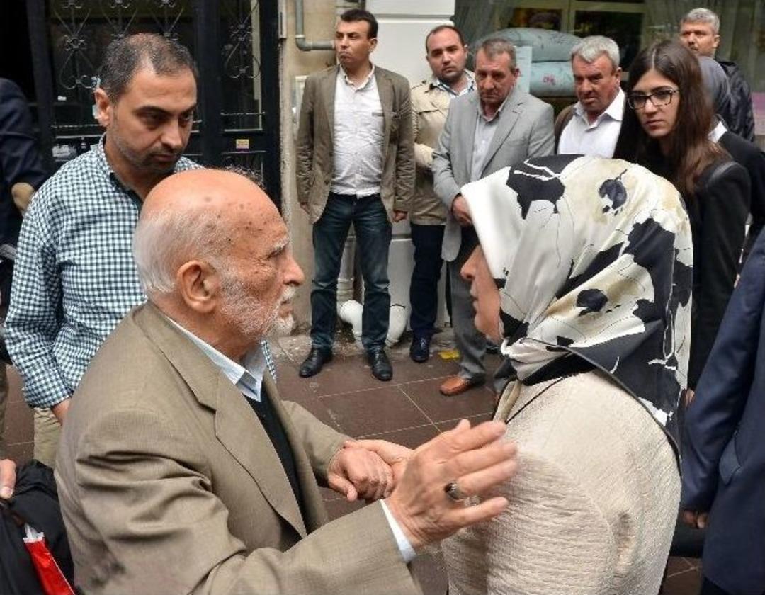 Sare Davutoğlu&rsquo;nun Acı G&uuml;n&uuml;