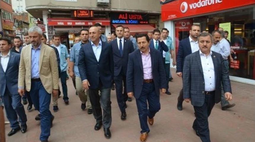 Dışişleri Bakanı Mevl&uuml;t &Ccedil;avuşoğlu&rsquo;ndan Esnaf Ziyareti