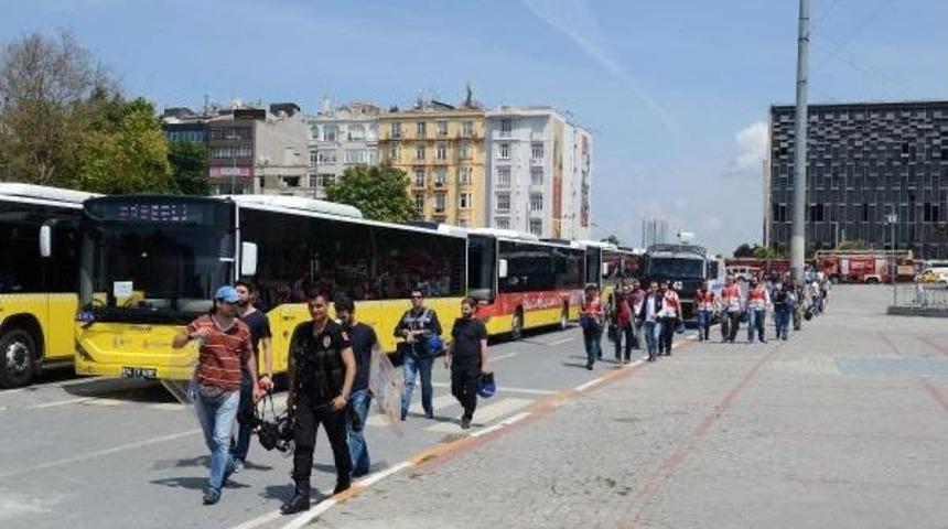 Lgbti Onur Y&uuml;r&uuml;y&uuml;ş&uuml; &Ouml;ncesi Taksim'de Yoğun G&uuml;venlik &Ouml;nlemi