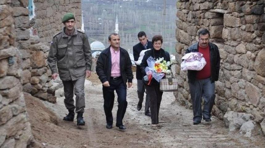 Seydişehirlilerin G&ouml;nl&uuml;n&uuml; Kazanan Kaymakam Sonel İl&ccedil;eye Veda Ediyor
