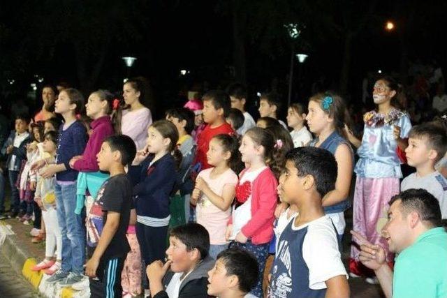 Ak&ccedil;akoca&rsquo;da Ramazan Coşkusunu En &Ccedil;ok &Ccedil;ocuklar Yaşıyor 1