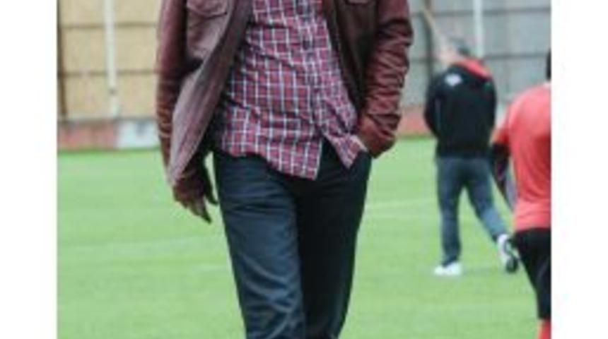 Samsunspor Sportif Direkt&ouml;r Zeren: Transferler Ilk Etap Kampında Şekillenecek