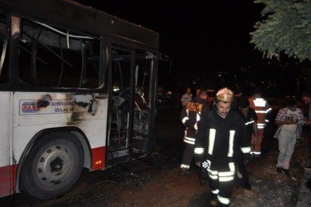 Belediye Otobüsüne Molotof Kokteyli Saldırı