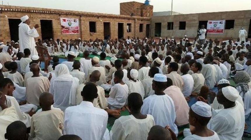 Sudan&rsquo;da Yetimler İhlas Vakfının Yardımları İle G&uuml;ld&uuml;