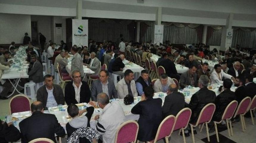 Boz&uuml;y&uuml;k&rsquo;te Semerkand Vakfı&rsquo;ndan İftar