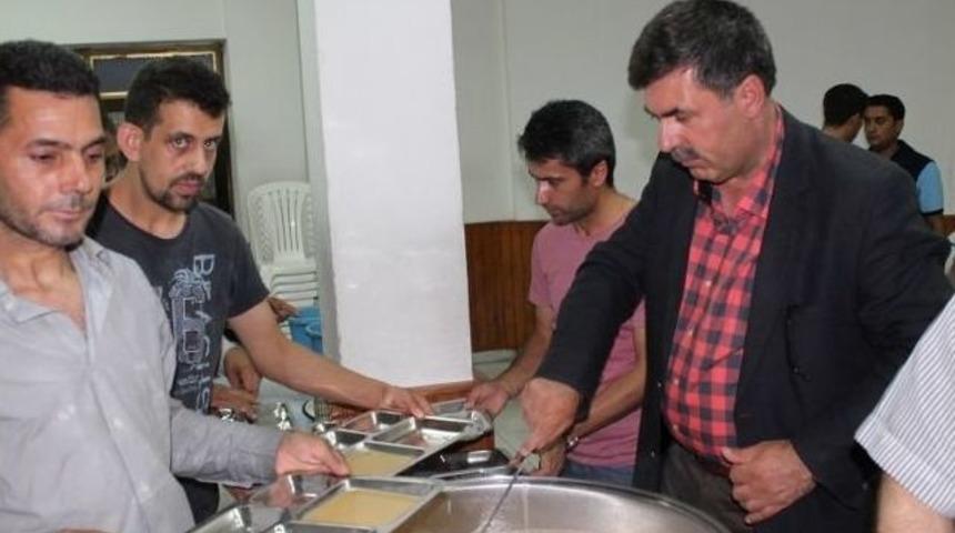 Kepsut&rsquo;ta 20 Yıllık İftar Geleneği