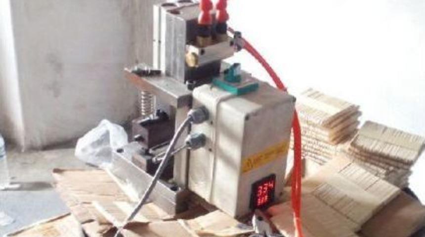 Counterfeit Popsicle Stick Gang Busted In Turkey