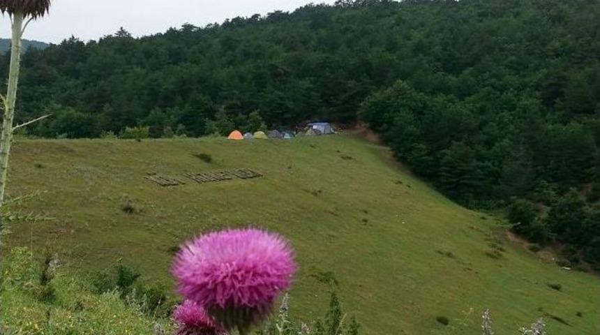 Sağanak Yağış Altında Kamp