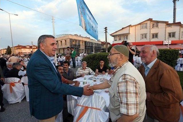 Huzur Sofraları Erenler’de Kuruldu