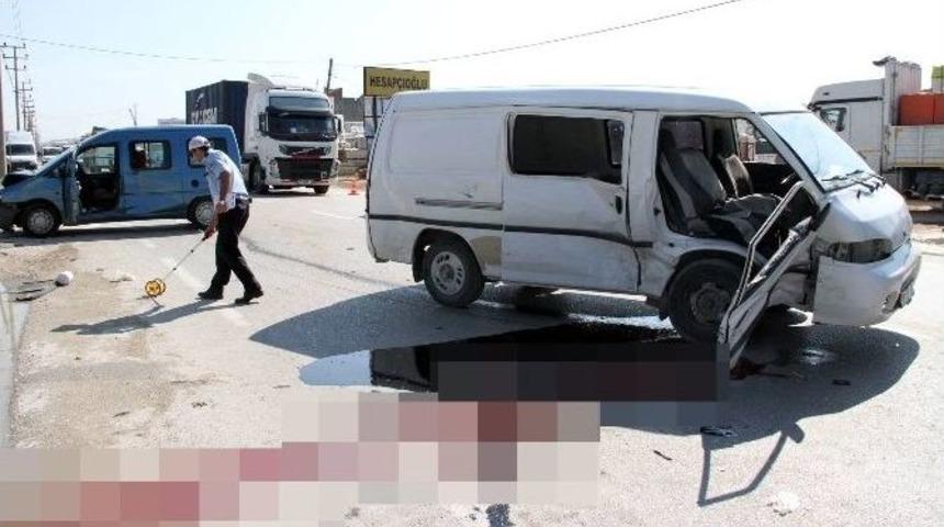 Bir Kişinin &Ouml;ld&uuml;ğ&uuml; 2 Kişinin Yaralandığı D&ouml;n&uuml;ş Faciası Kameralarda