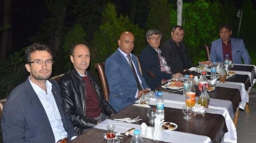 Boz&uuml;y&uuml;k&rsquo;te G&uuml;vercin Sevenler İftar Yemeğinde Buluştu