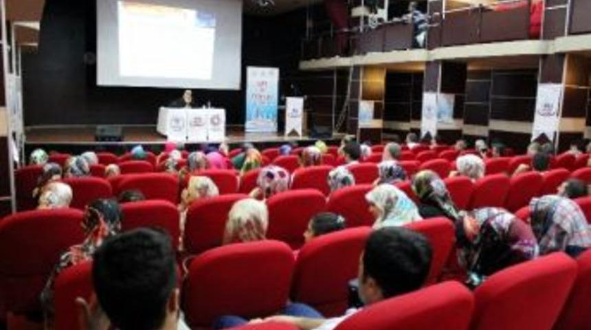 Yelda Polat, &lsquo;şehir Ve Medeniyet Buluşmaları&rsquo;na Konuk Oldu