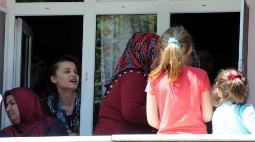 Ceren, Uykusunda &Ouml;ld&uuml; (2)