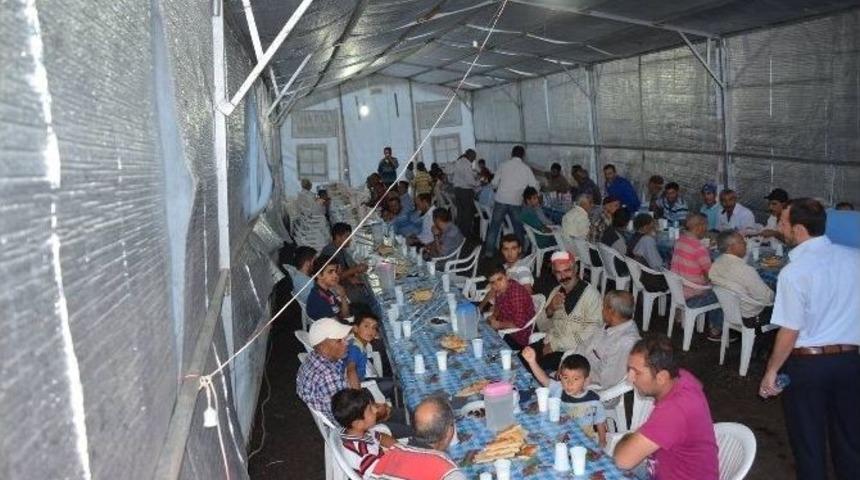 İzollu&rsquo;da Baba Vasiyeti İftar &Ccedil;adırı