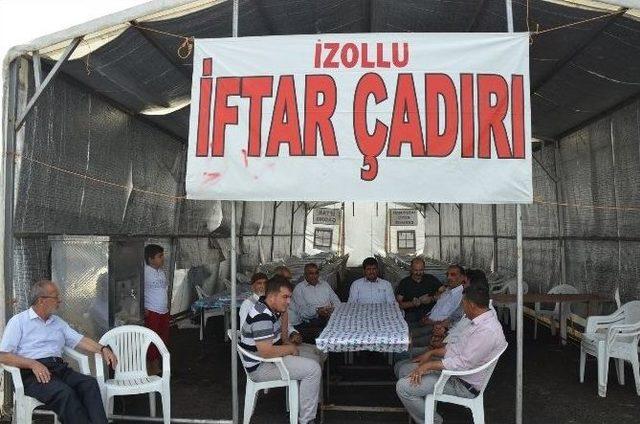 İzollu’da Baba Vasiyeti İftar Çadırı