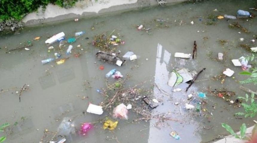 Tarihi Şamran Kanalı &Ccedil;&ouml;pl&uuml;ğe D&ouml;nd&uuml;