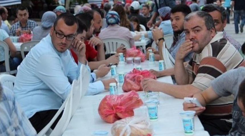 Alim Mustafa M&uuml;nip Efendi Anıldı