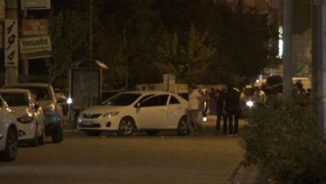 Cizre'de Şüpheli Araç Polisi Alarma Geçirdi