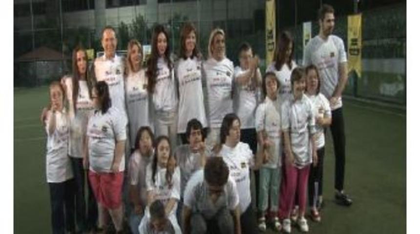 Ünlüler, Down Sendromlu Çocuklarla Iftarda Buluştu