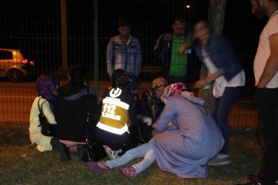 Kontrolden &Ccedil;ıkan Ara&ccedil; Takla Attı: 5 Yaralı