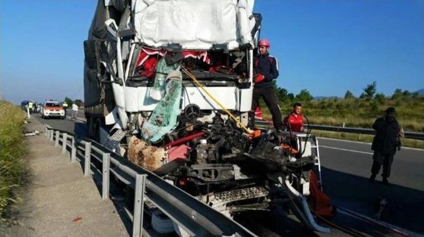 Bolu&rsquo;da Trafik Kazası: 1 &Ouml;l&uuml;