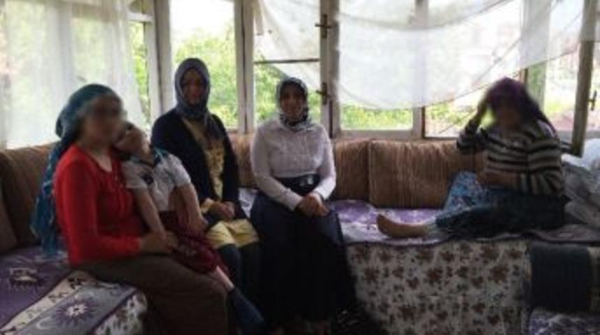 Pursaklarlı Hanımların Sosyal Sorumluluk Projesi S&uuml;r&uuml;yor