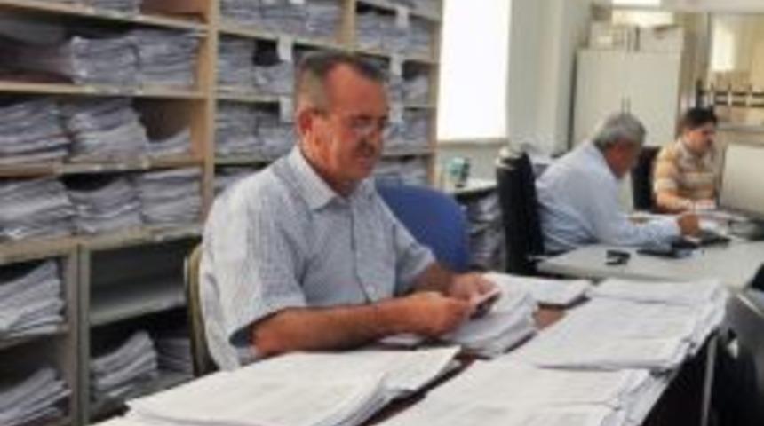 Kepez Belediyesi, İş&ccedil;isine 340 Bin Tl İkramiye &Ouml;dedi