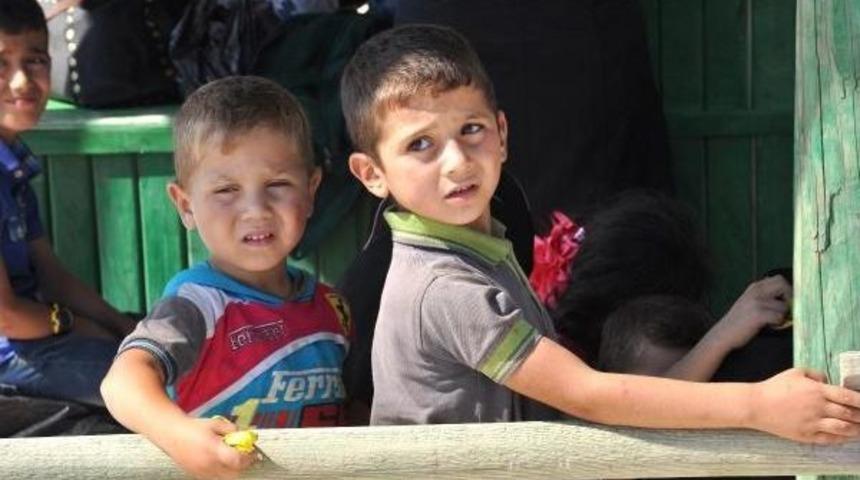 7 Metrelik Lastik Botta 41 Ka&ccedil;ak Yakalandı