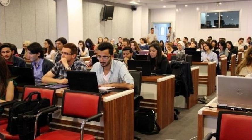 Er&uuml; Genom Ve K&ouml;k H&uuml;cre Merkezi&rsquo;nde &lsquo;yoğunlaştırılmış Biyoinformatik Kursu&rsquo; D&uuml;zenlendi