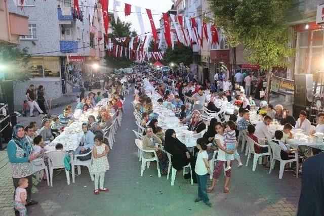 Dursun Ali Erzincanlı Naat-ı Şerif Dinletisiyle Gönüllere Hitap Etti