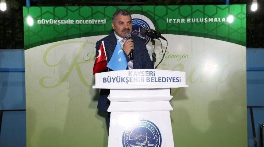 "ağırlayacak Yerimiz, Paylaşacak Ekmeğimiz Var"