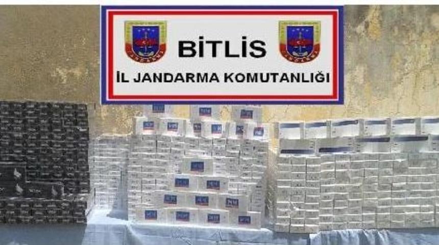 Jandarma 40 Bin Paket Ka&ccedil;ak Sigara Ve Sahte Plaka Ele Ge&ccedil;irdi