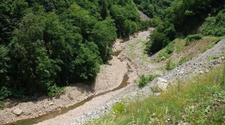 Melet Irmağı&rsquo;nda Kuruma Tehlikesi