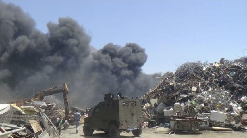 Hurdacıda Çıkan Yangın Korkuttu