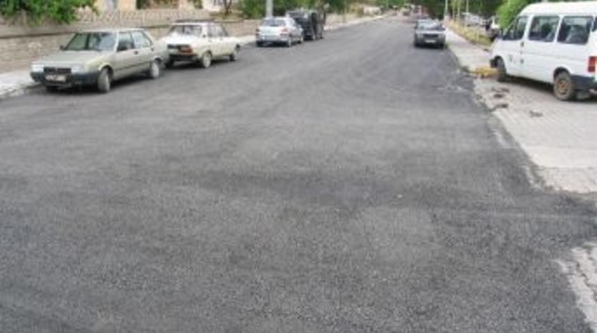 Asfalt &Ccedil;alışmaları Devam Ediyor