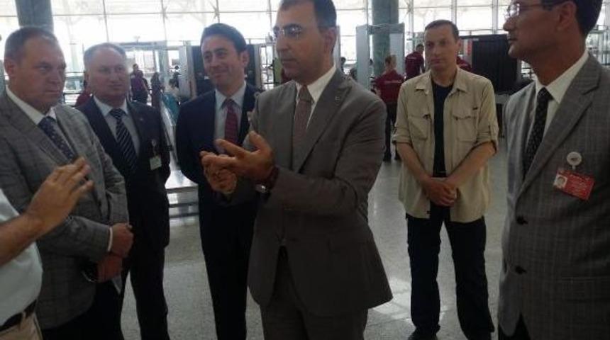 İzmir Adnan Menderes Havalimanı'nda I&ccedil; Hat Yolcuları Artık Daha Mutlu