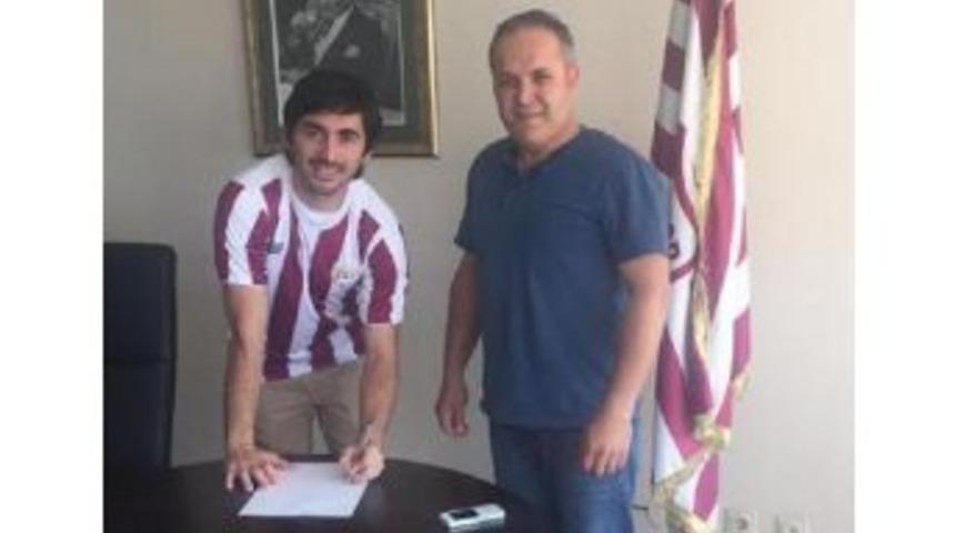 Bandırmaspor Ercan'la 2 Yıllık S&ouml;zleşme Imzaladı