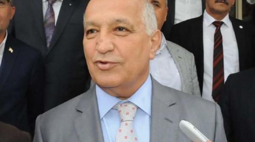 Kızılay Genel Başkanı Akar: 24 Kampta M&uuml;ltecilere Yardım Ediyoruz