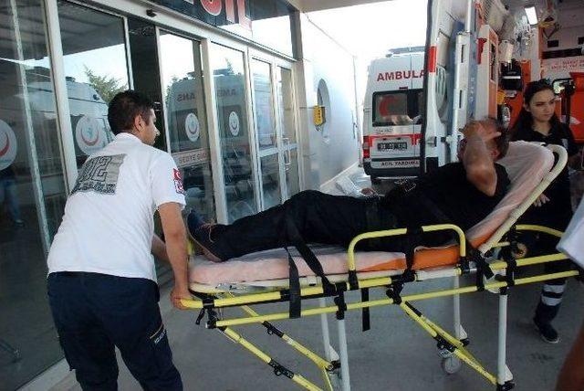 Didim’de Trafik Kazası; 2 Yaralı